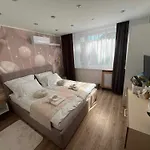 Citylux Apartman-ingyenes Parkolas 公寓