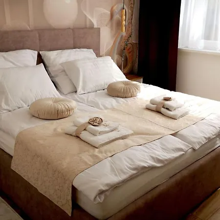 Apartament Citylux Apartman-ingyenes Parkolas *