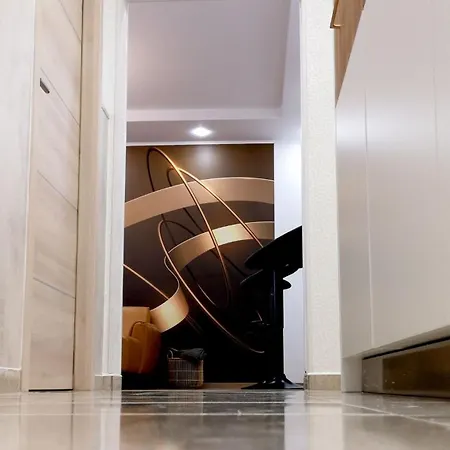 Apartament Citylux Apartman-ingyenes Parkolas Debreţin